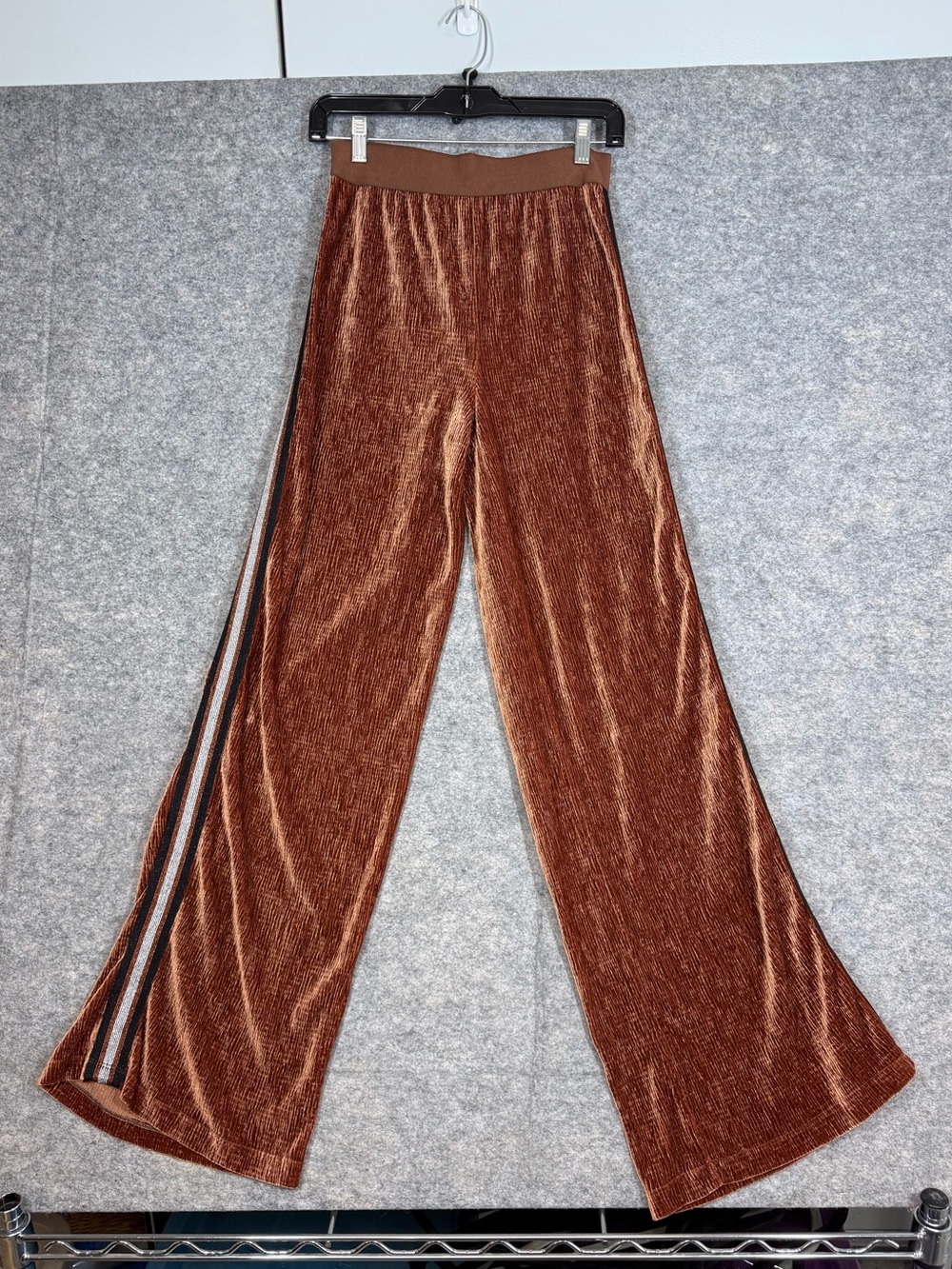Cristina Gavioli Y2K Brown Velvet Textured Wide Leg Pants Size 8 Track Stripe